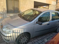 Usata 2007 Fiat Punto Due volumi | 1400 € (Buon prezzo)