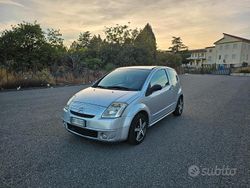 Argento Usata 2006 Citroën C2 Elegance Due volumi | 2500 € (Buon prezzo)