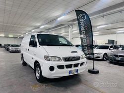 Bianco Usata 2008 Hyundai H-1 Monovolume | 5900 €