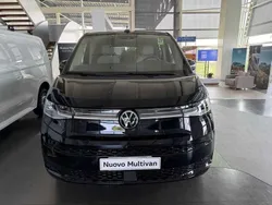 Nero Nuova 2025 VW Multivan Style Monovolume | 74.000 € (Molto cara)