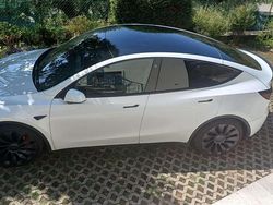 Usata 2022 Tesla Model Y Long Range AWD SUV | 41.000 € (Buon prezzo)