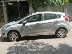 Usata 2015 Ford Fiesta Due volumi | 5200 € (Super prezzo)