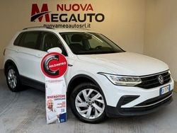 Bianco Usata 2022 VW Tiguan Life SUV | 25.990 € (Ottimo prezzo)