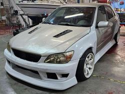 Usata 2000 Lexus IS200 Tre volumi | 20.000 €