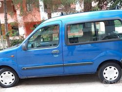 Blu Usata 2000 Renault Kangoo Due volumi | 800 €