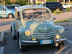 Verde Usata 1950 Renault 4CV Due volumi | 999 €