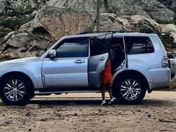 Argento Usata 2014 Mitsubishi Pajero Instyle SUV | 19.500 € (Buon prezzo)