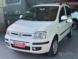 Bianco Usata 2009 Fiat Panda Dynamic Tre volumi | 2699 € (Buon prezzo)