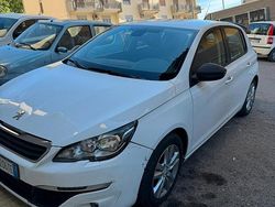Bianco Usata 2015 Peugeot 308 Tre volumi | 5800 € (Buon prezzo)