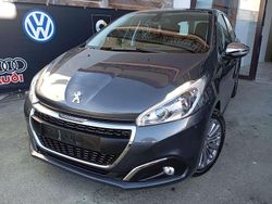 Grigio Usata 2016 Peugeot 208 Allure Due volumi | 6900 € (Ottimo prezzo)