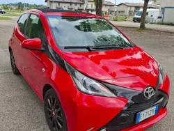 Usata 2015 Toyota Aygo X-wave Due volumi | 8400 € (Buon prezzo)