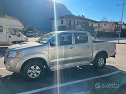 Grigio Usata 2008 Toyota HiLux Pick-up | 15.000 €