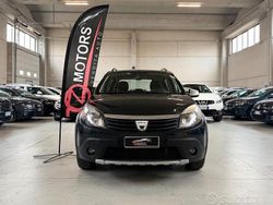 Grigio Usata 2011 Dacia Sandero Stepway Tre volumi | 3900 € (Buon prezzo)