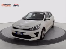 Bianco Usata 2021 Kia Rio Comfort Due volumi | 13.500 € (Buon prezzo)