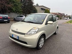 Grigio Usata 2007 Daihatsu Sirion Due volumi | 4200 € (Buon prezzo)