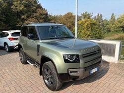 Verde Usata 2021 Land Rover Defender HSE Dynamic SUV | 58.500 € (Cara)