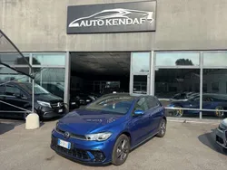 Blu metallizzato Usata 2023 VW Polo R-line Tre volumi | 19.490 € (Buon prezzo)