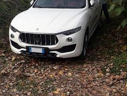 Usata 2017 Maserati Levante SUV | 30.000 € (Molto cara)