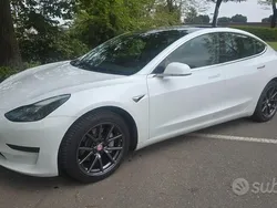 Usata 2020 Tesla Model 3 Tre volumi | 23.300 € (Super prezzo)