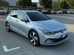 Grigio Usata 2020 VW Golf VIII R-line Tre volumi | 17.700 € (Buon prezzo)
