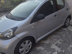 Bianco Usata 2010 Toyota Aygo Sol Due volumi | 3200 € (Buon prezzo)