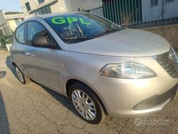 Grigio Usata 2013 Lancia Ypsilon Due volumi | 6499 € (Buon prezzo)