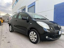 Usata 2008 Toyota Yaris Due volumi | 3300 € (Ottimo prezzo)