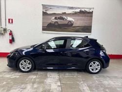Blu Usata 2022 Toyota Corolla Business Edition Tre volumi | 15.300 € (Buon prezzo)
