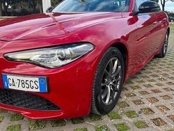 Rosso Usata 2020 Alfa Romeo Giulia Tre volumi | 17.500 €