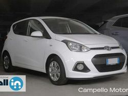 Bianco Usata 2016 Hyundai i10 Comfort Due volumi | 8900 € (Buon prezzo)