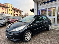 Nero Usata 2008 Peugeot 207 Tre volumi | 3500 € (Cara)