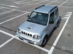 Argento Usata 2004 Suzuki Jimny SUV | 5500 € (Buon prezzo)