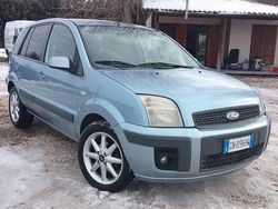 Azzurro Usata 2009 Ford Fusion Tre volumi | 1999 € (Buon prezzo)