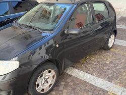 Nero Usata 2005 Fiat Punto Due volumi | 2650 € (Cara)