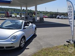 Argento Usata 2010 VW Beetle Cabrio | 11.000 € (Molto cara)