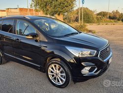 Nero Usata 2019 Ford Kuga Vignale SUV | 18.500 € (Cara)