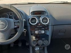 Grigio Usata 2008 Opel Corsa Cosmo Tre volumi | 3500 € (Buon prezzo)