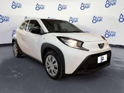Bianco Usata 2024 Toyota Aygo X Active SUV | 12.400 € (Super prezzo)
