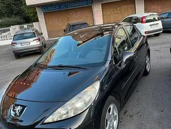 Usata 2009 Peugeot 207 Tre volumi | 3100 € (Buon prezzo)