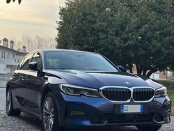 Blu Usata 2019 BMW 330 Tre volumi | 32.000 €