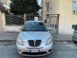 Grigio Usata 2009 Lancia Ypsilon Due volumi | 2500 € (Buon prezzo)