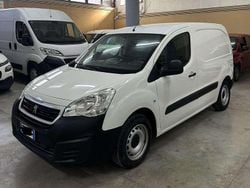 Bianco Usata 2018 Peugeot Partner Monovolume | 8990 € (Ottimo prezzo)
