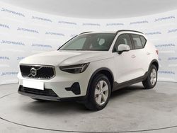 Bianco Nuova 2025 Volvo XC40 SUV | 34.700 € (Buon prezzo)