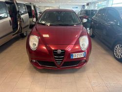 Rosso Usata 2010 Alfa Romeo MiTo Due volumi | 4800 € (Molto cara)