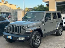 Grigio Usata 2022 Jeep Wrangler Unlimited Sahara SUV | 48.500 € (Buon prezzo)