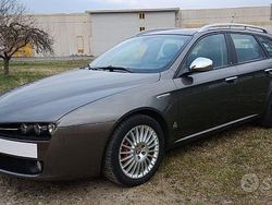 Usata 2008 Alfa Romeo 159 Station wagon | 1000 €