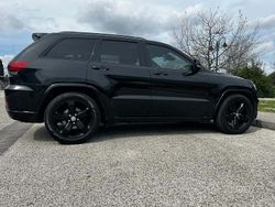Nero Usata 2013 Jeep Grand Cherokee Overland SUV | 9900 € (Buon prezzo)