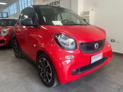 Rosso Usata 2016 Smart ForTwo Coupé Due volumi | 9900 € (Buon prezzo)