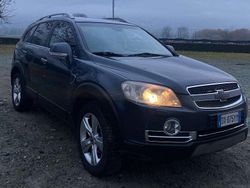 Blu/azzurro Usata 2009 Chevrolet Captiva SUV | 2000 € (Super prezzo)