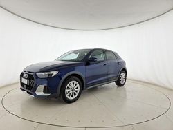 Blu navarra metallizzato Usata 2025 Audi A1 Design Due volumi | 27.300 € (Buon prezzo)